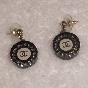 Vintage Chanel CC earrings pierced drops crystal